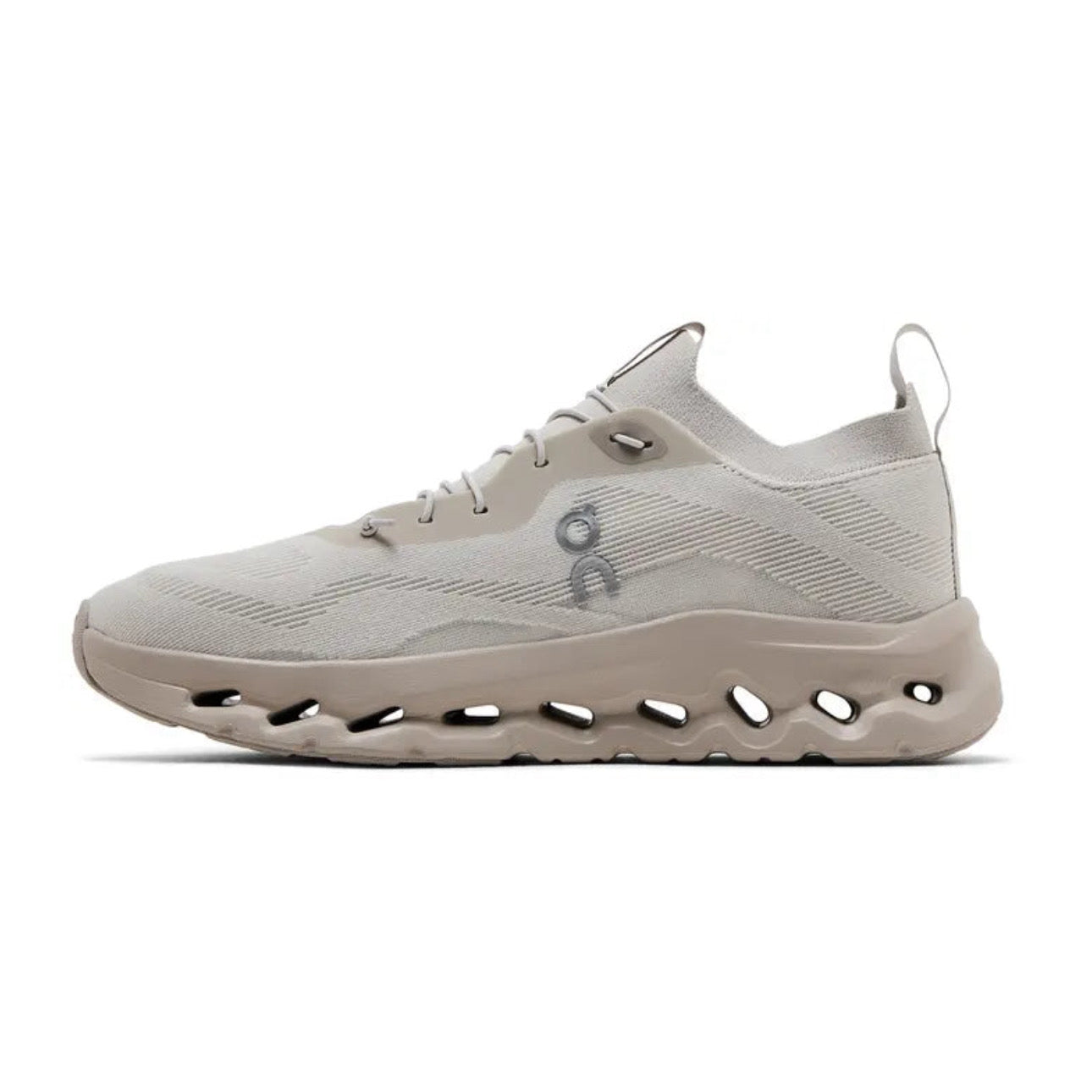 LOEWE x OnCloudtilt Sand