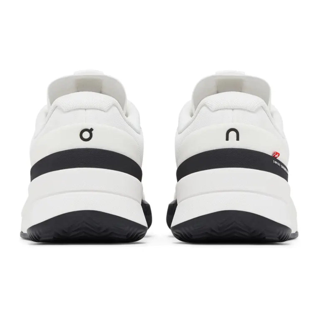 ON The Roger Pro 2 Clay 'White Black'