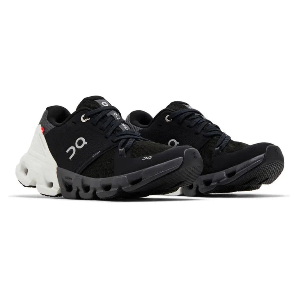 On Running Cloudflyer 4 Black/White