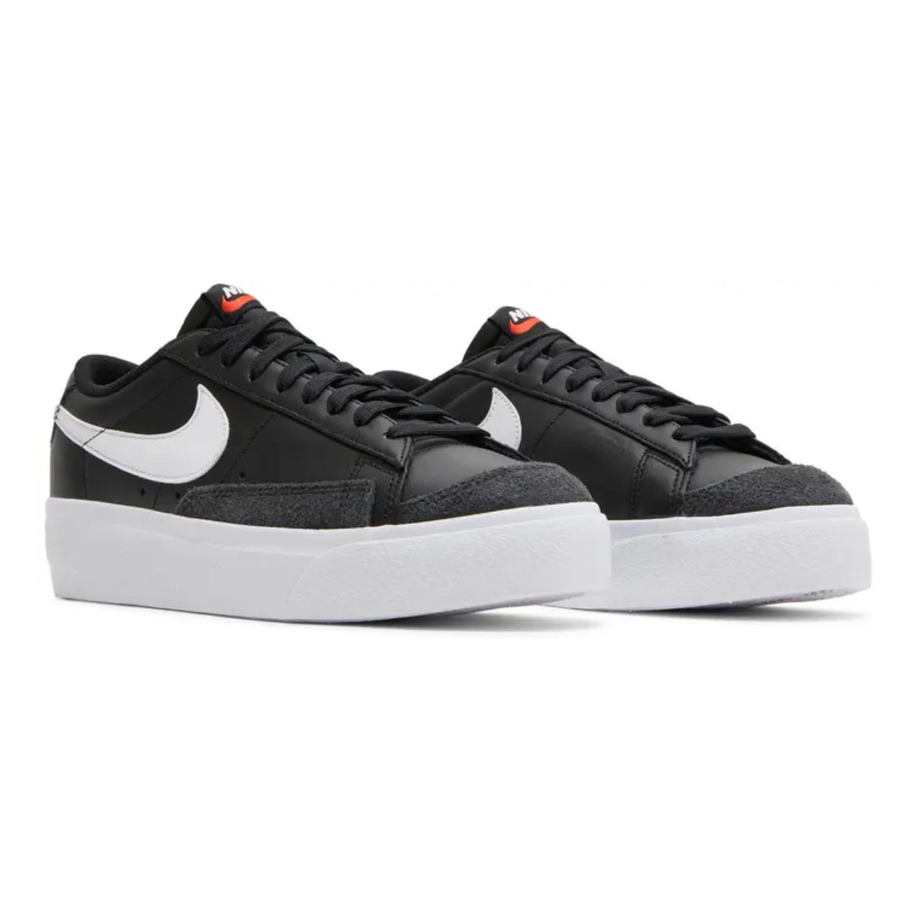 Nike Wmns Blazer Low Platform 'Black White'