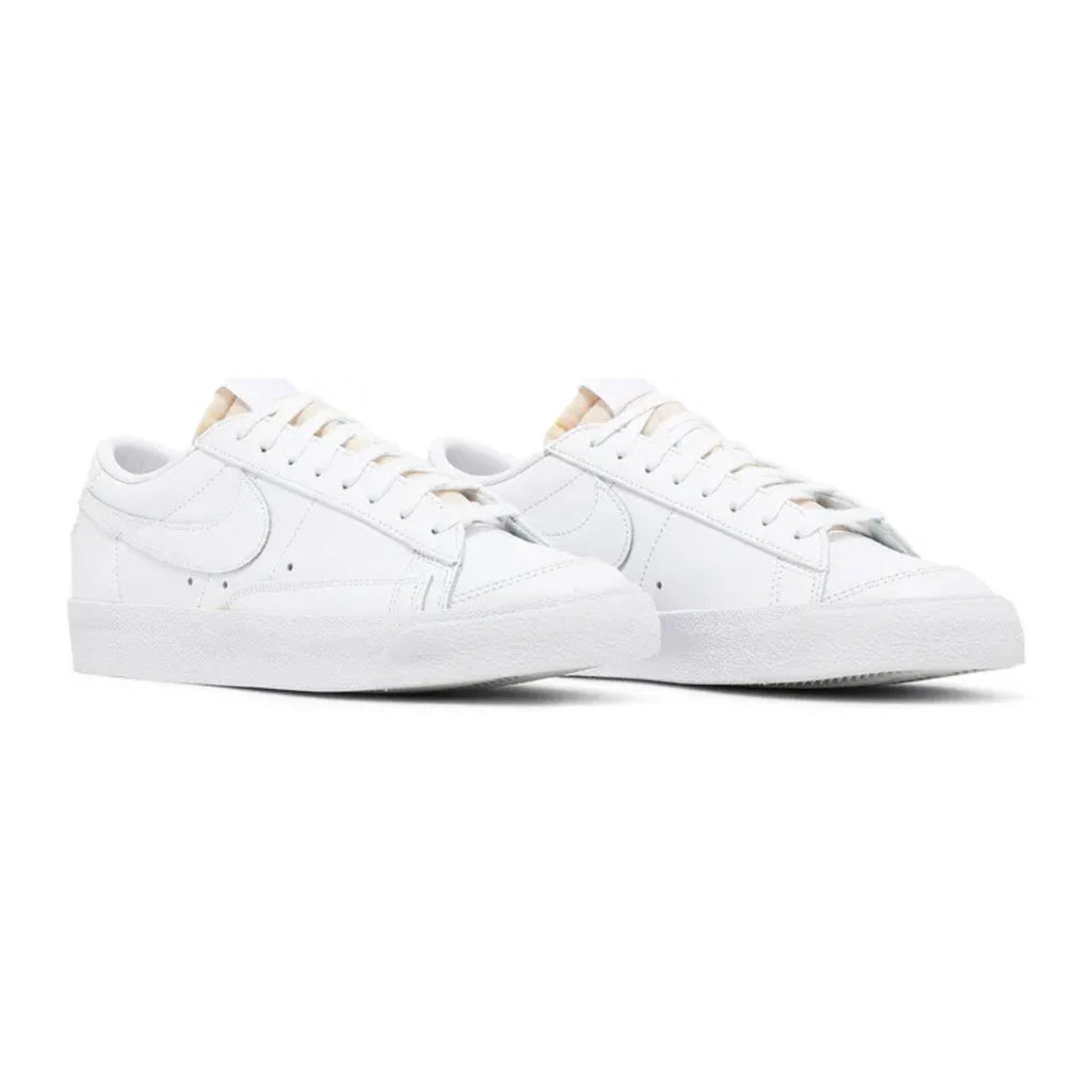 Nike Wmns Blazer Low '77 'Triple White'