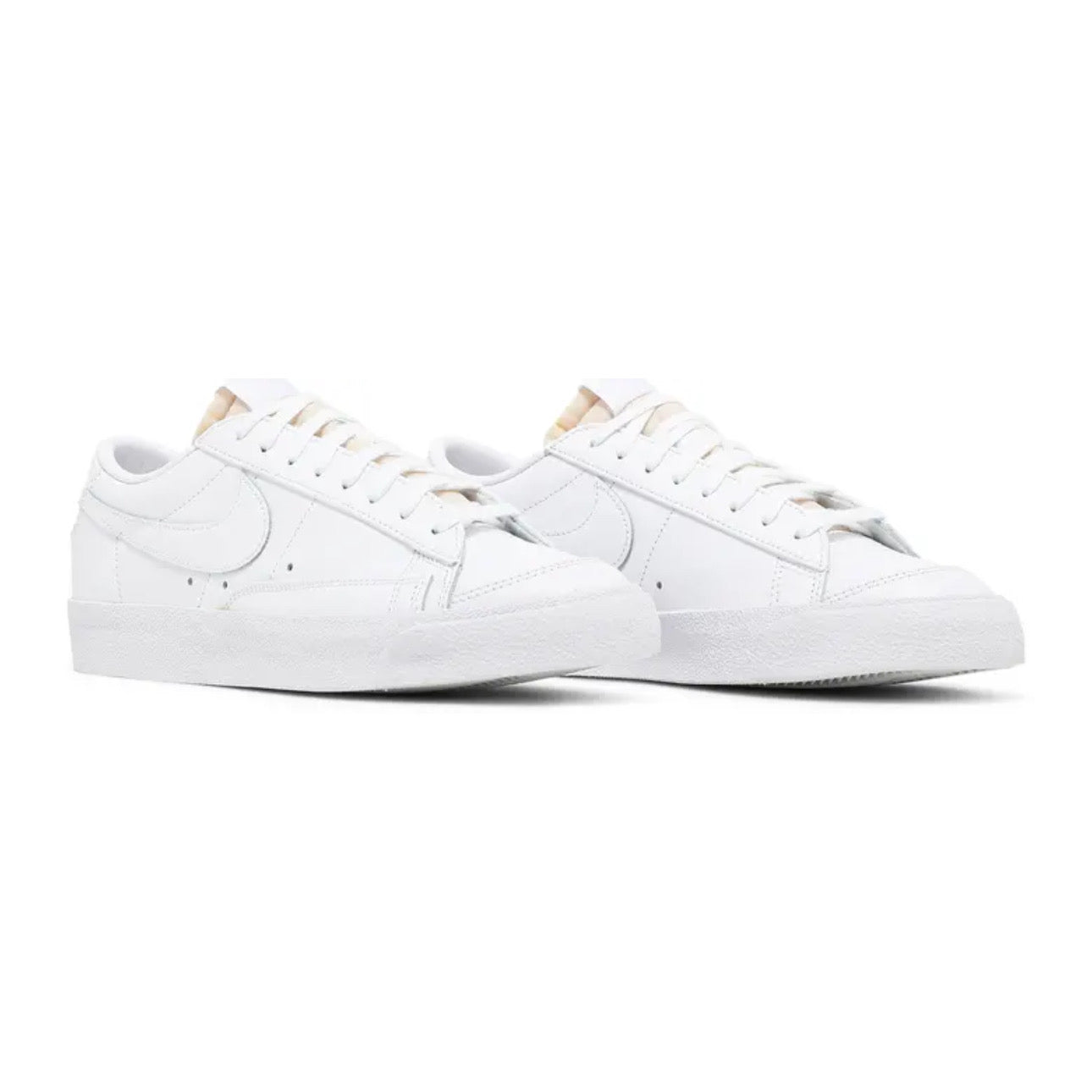 Nike Wmns Blazer Low '77 'Triple White'