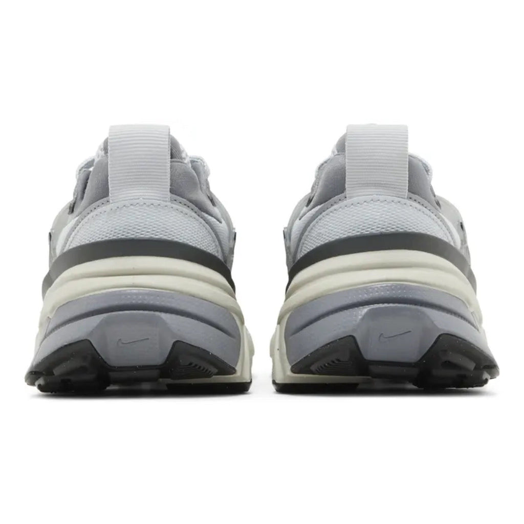 Nike Wmns V2K Run 'Pure Platinum Wolf Grey'