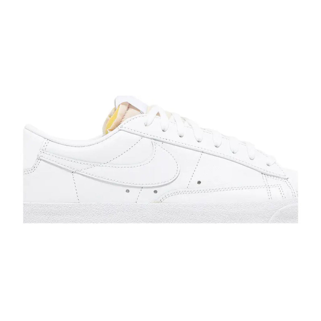 Nike Wmns Blazer Low '77 'Triple White'
