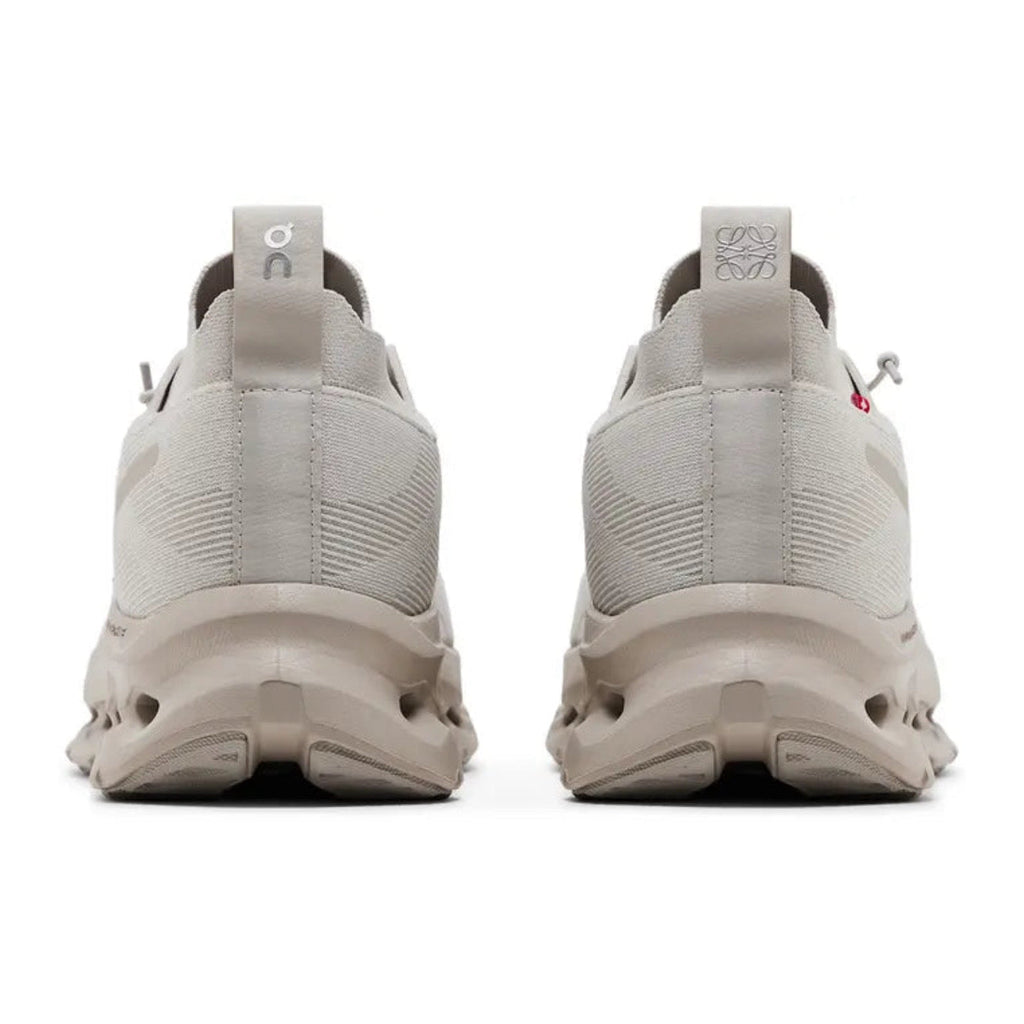 LOEWE x OnCloudtilt Sand