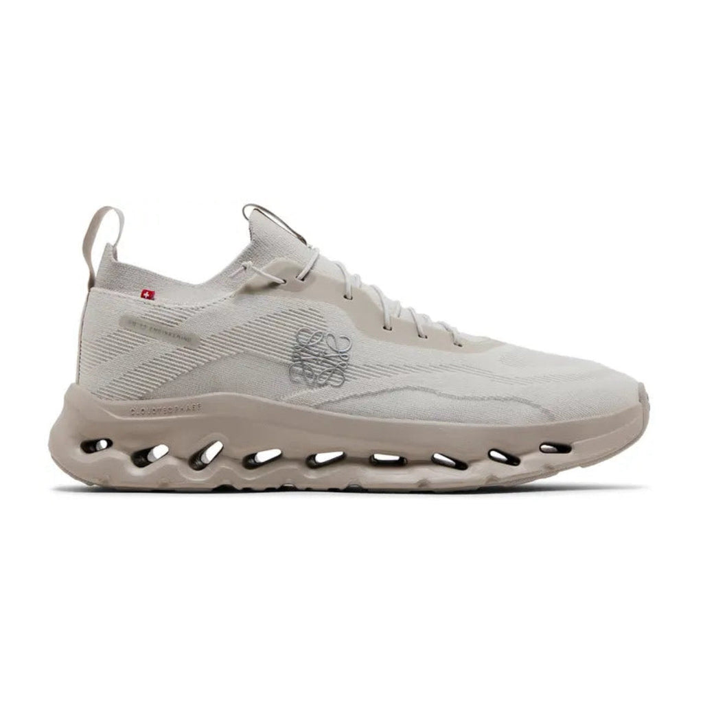 LOEWE x OnCloudtilt Sand
